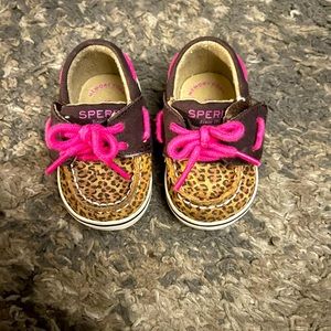 Size 1 babygirl sperrys